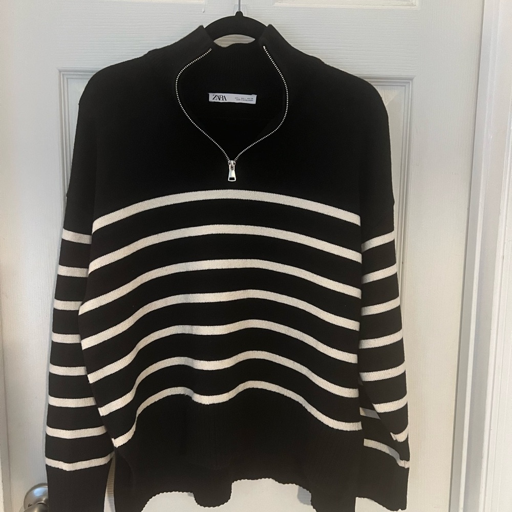 ZARA 1/4 zip high collar Women’s sweater Size Large